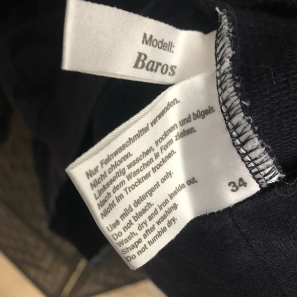 Hugo Boss Quarter Zip Navy Sweatshirt - Men’s Sz M - Picture 6 of 9